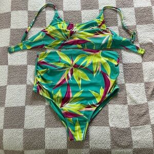 Old Navy Tropical Leaf Bikini - Green and Pink - Maternity M